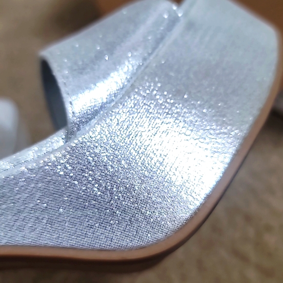 Woman's Soda Launch Silver Shimmer Open Toe Platform Chunky Heeled Sandals - Picture 7 of 7